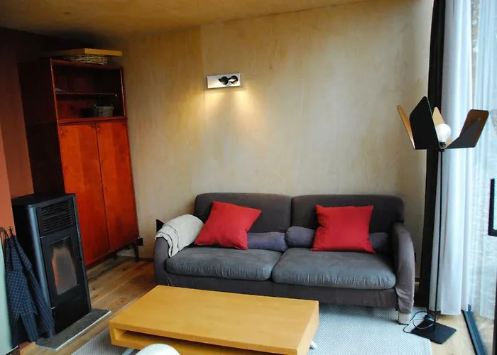 Des Bois De * سبا